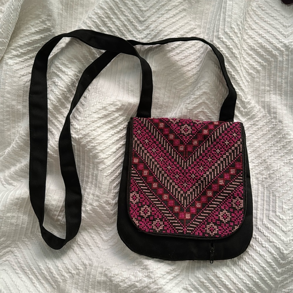 IDNA crossbody embroidered bourse / bag with hot pink / magenta embroidery